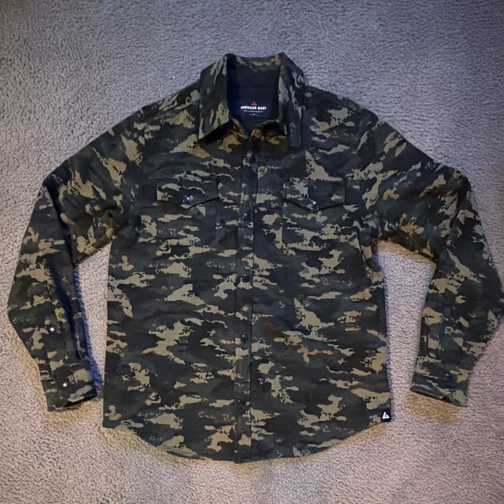 American Giant Men's Camo Fleece lined Button-Up Shirt Jacket Pockets Size M